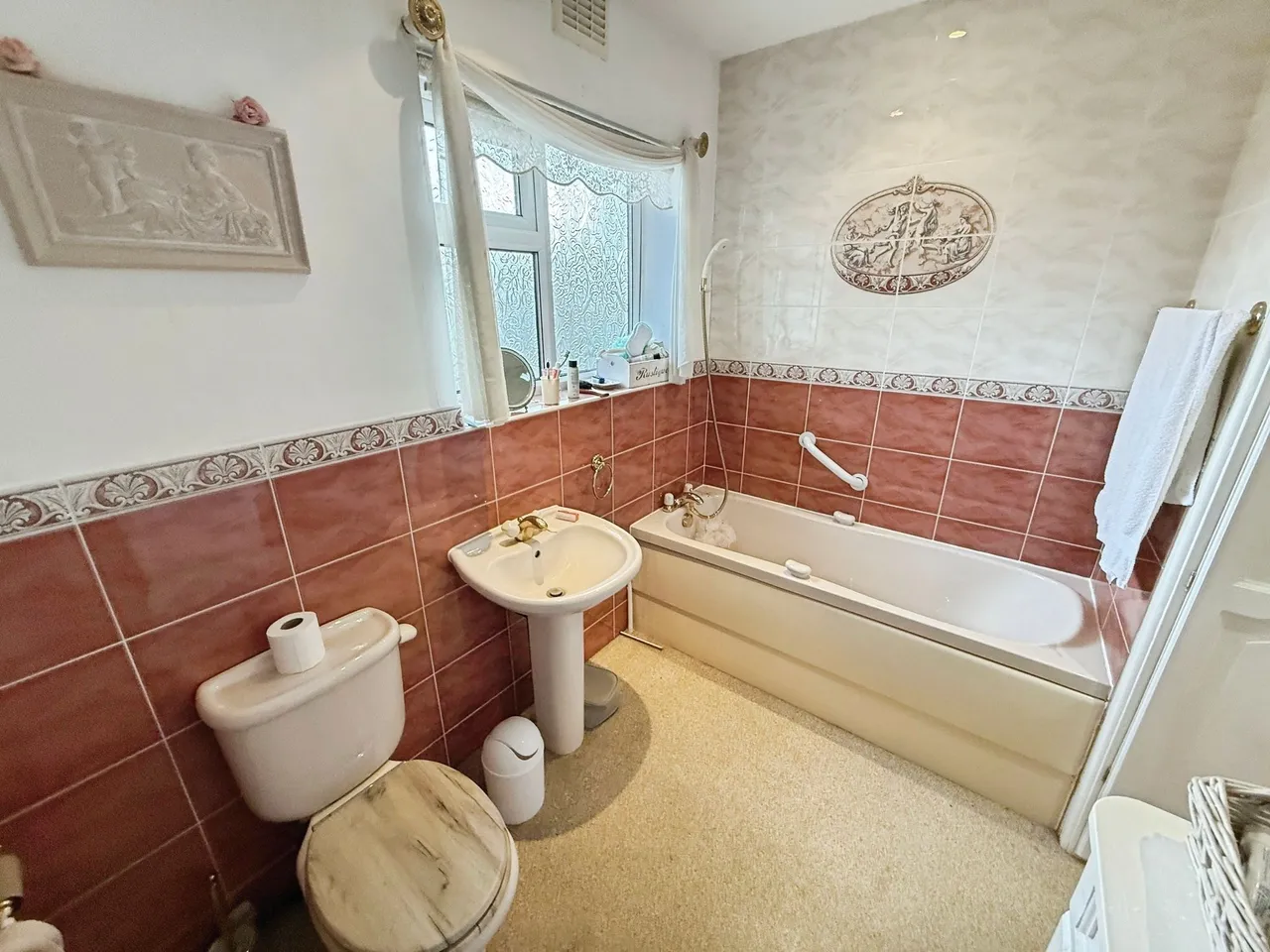 Midway, Cheadle, photo 17