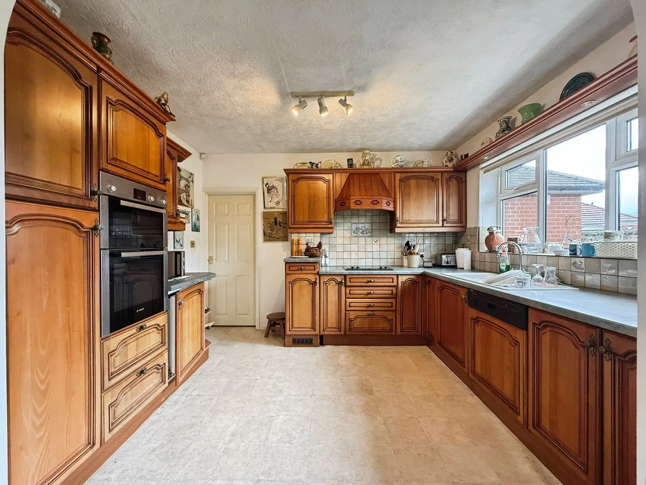 Midway, Cheadle, photo 7