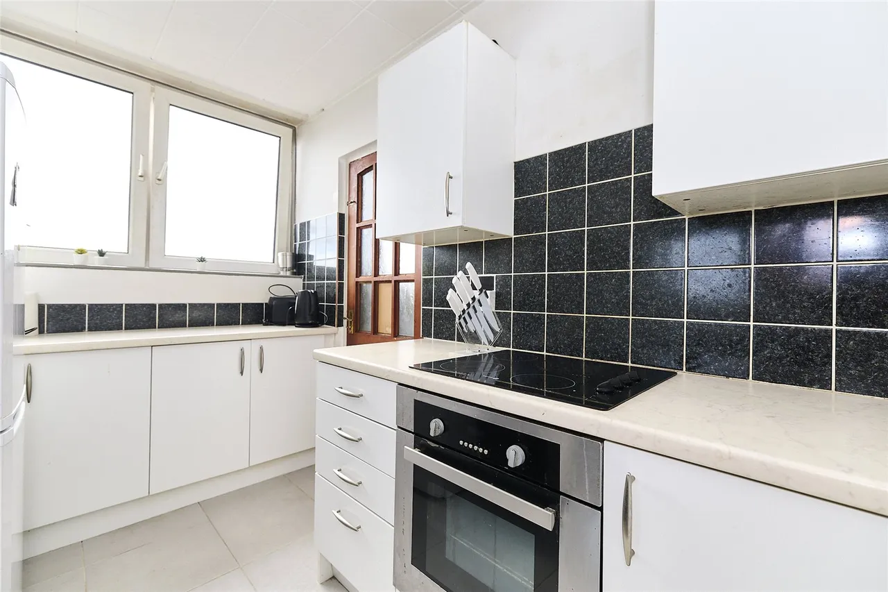 Tillydrone Court, Aberdeen, AB24, photo 9