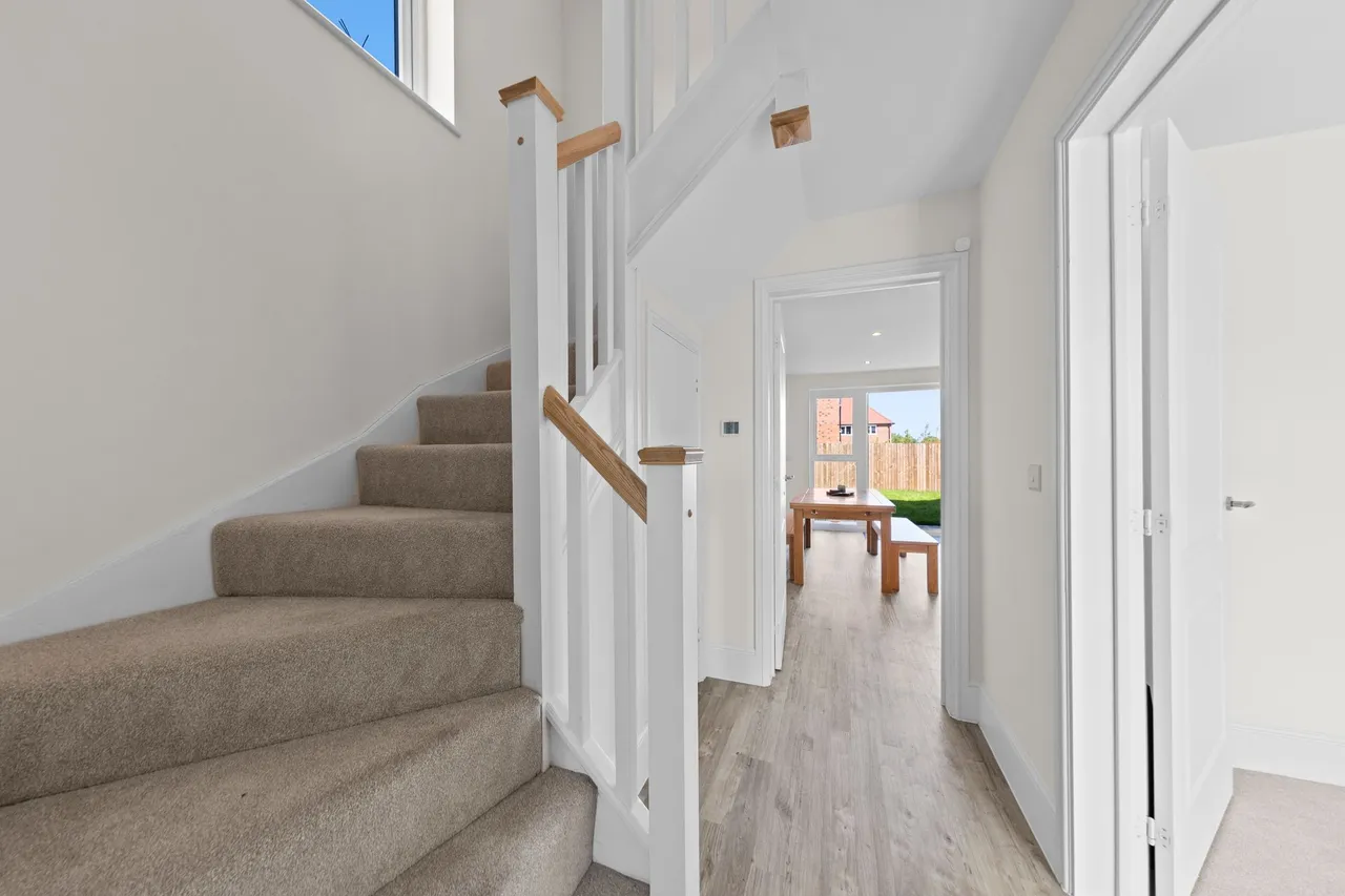 Haybedore Close, Daresbury, Warrington, WA4 6GP, photo 9