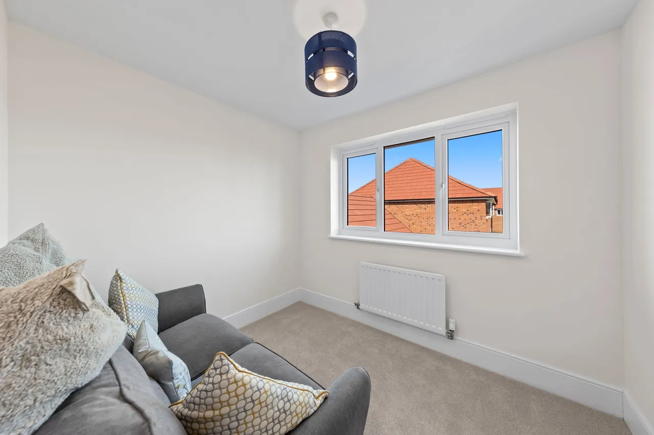Haybedore Close, Daresbury, Warrington, WA4 6GP, photo 13