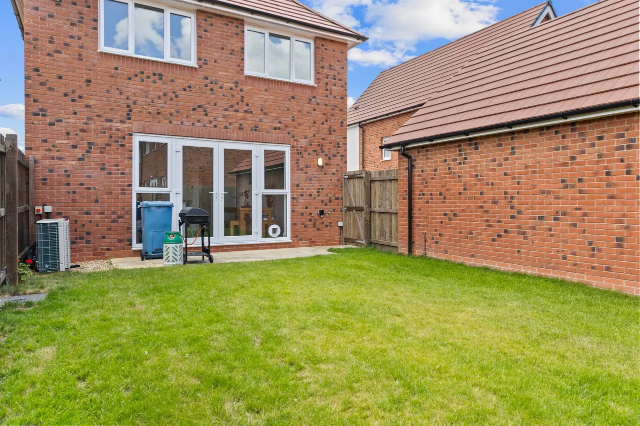 Haybedore Close, Daresbury, Warrington, WA4 6GP, photo 20