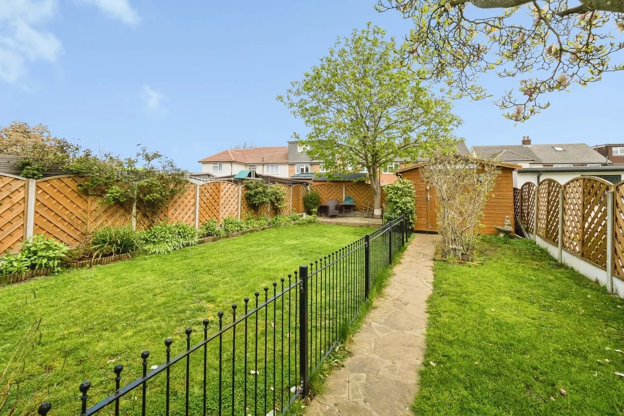 Sowrey Avenue, Rainham, Essex, RM13, photo 18