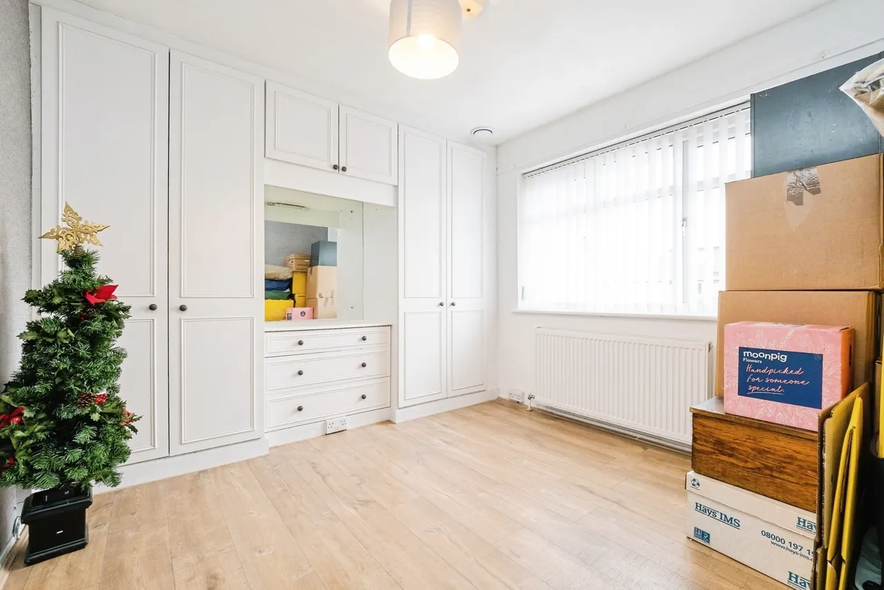 Sowrey Avenue, Rainham, Essex, RM13, photo 11