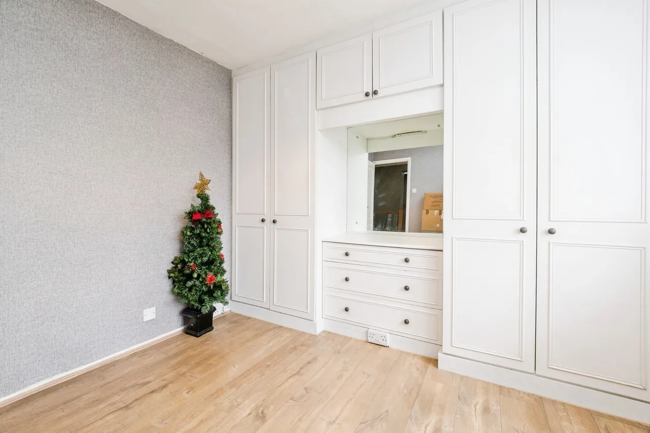Sowrey Avenue, Rainham, Essex, RM13, photo 10