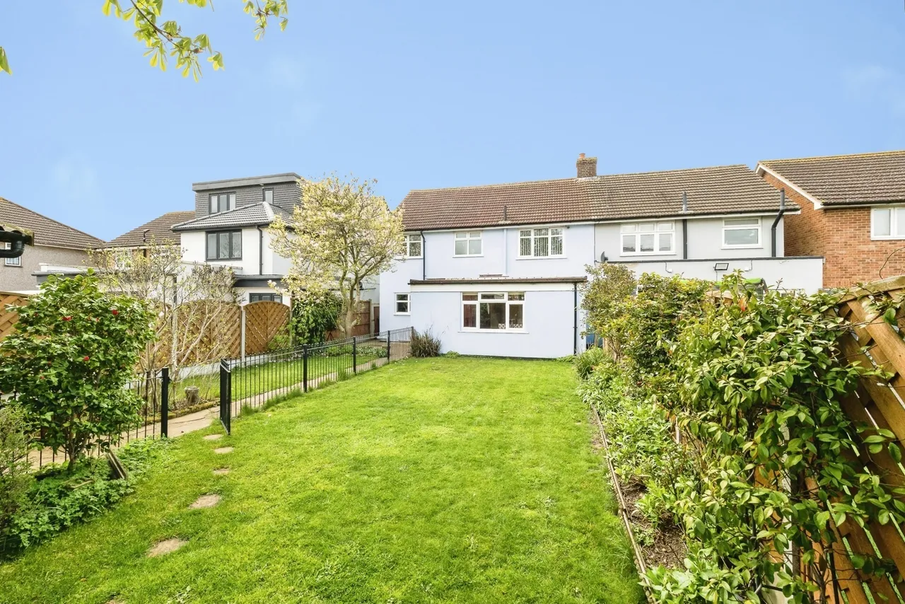 Sowrey Avenue, Rainham, Essex, RM13, photo 20
