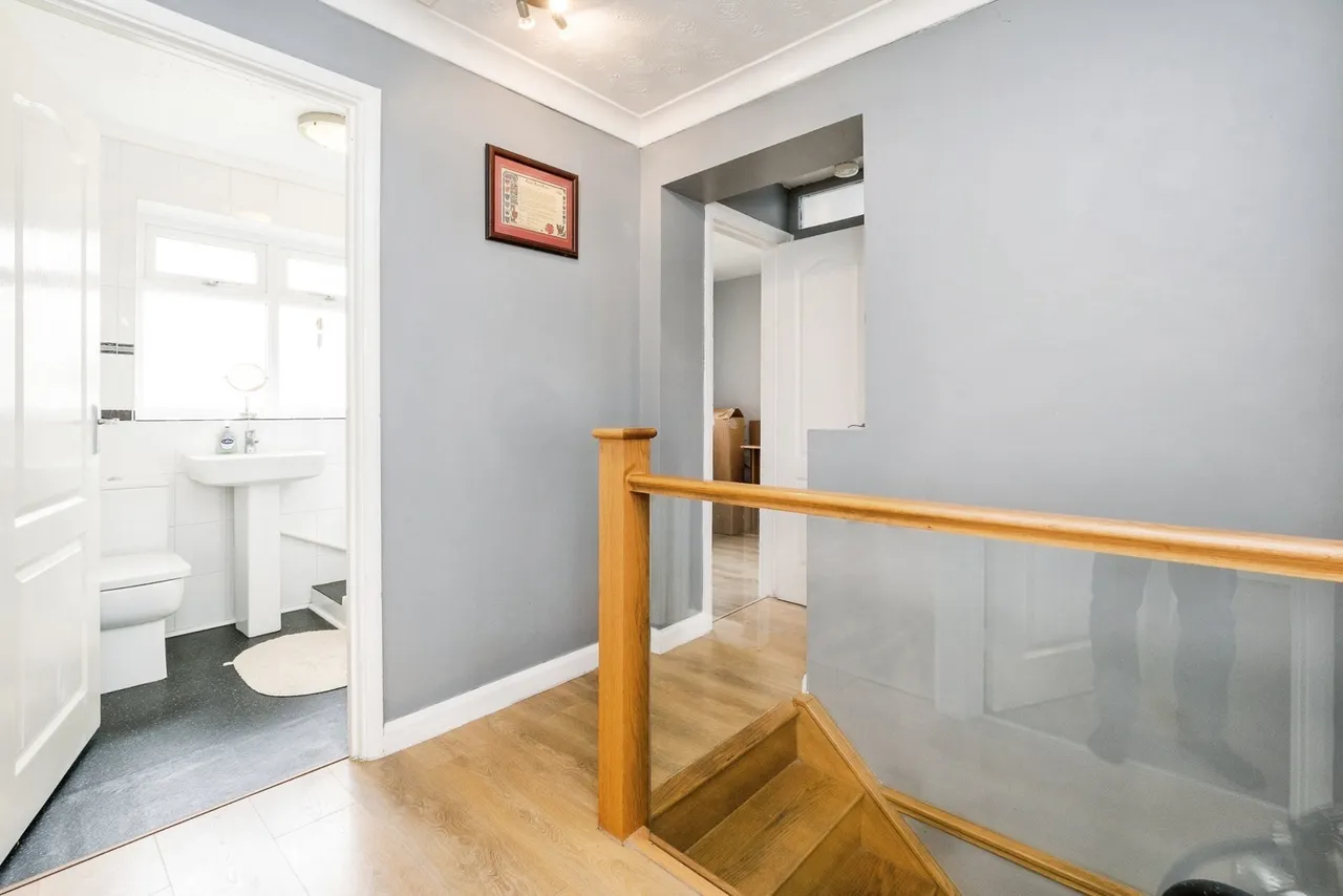 Sowrey Avenue, Rainham, Essex, RM13, photo 16