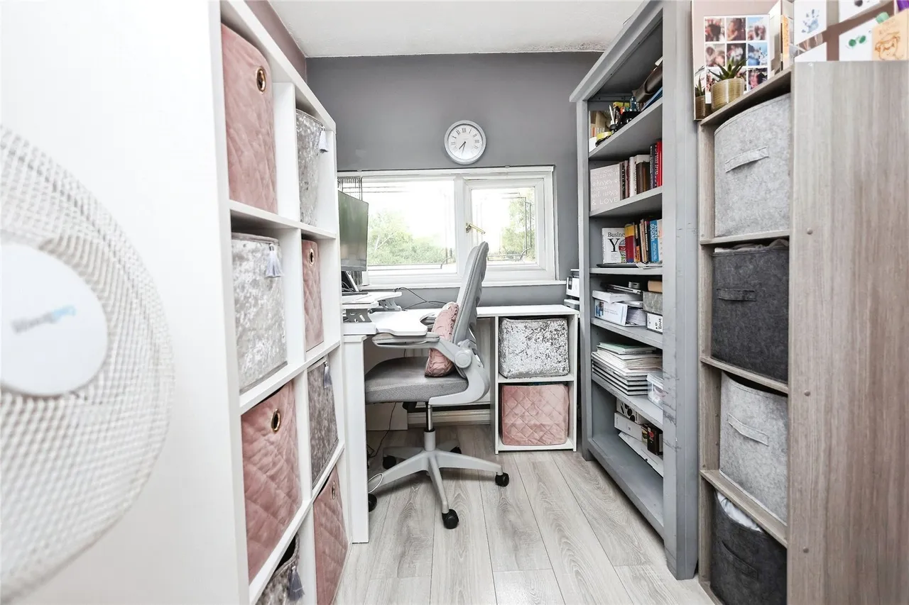 Auckland Drive, Birmingham, B36, photo 14