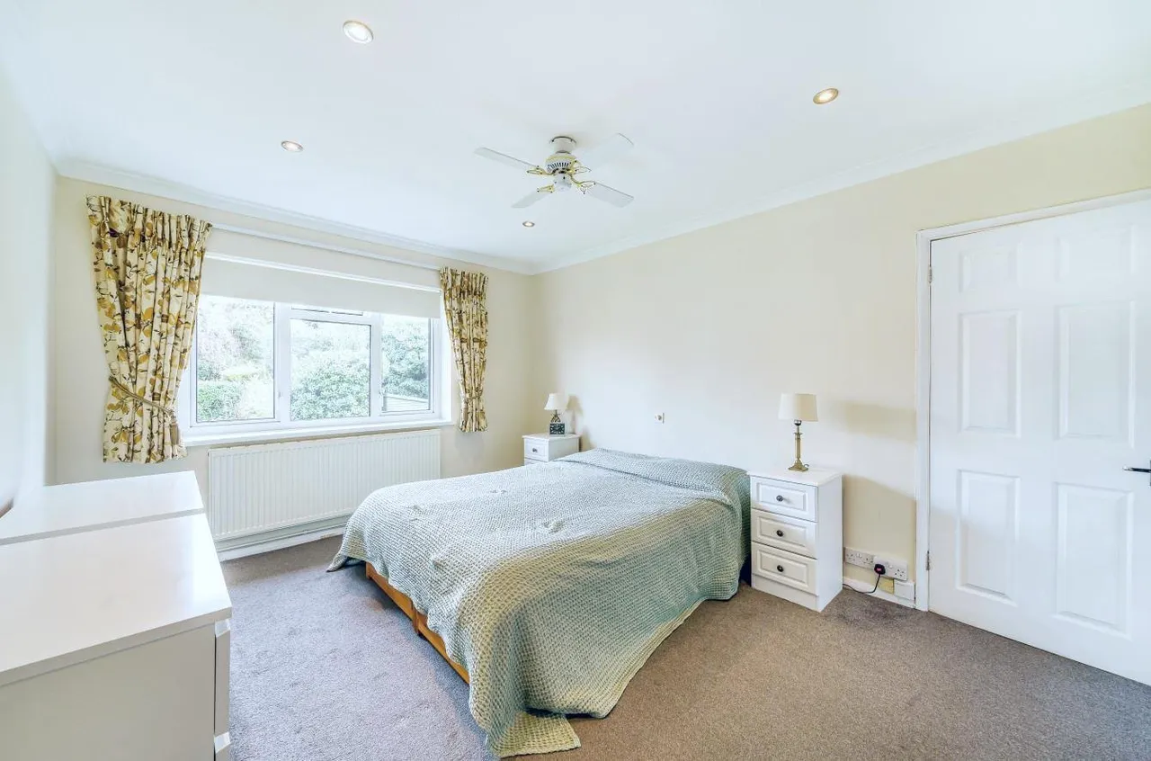 Castleton Close, Banstead, SM7, photo 11