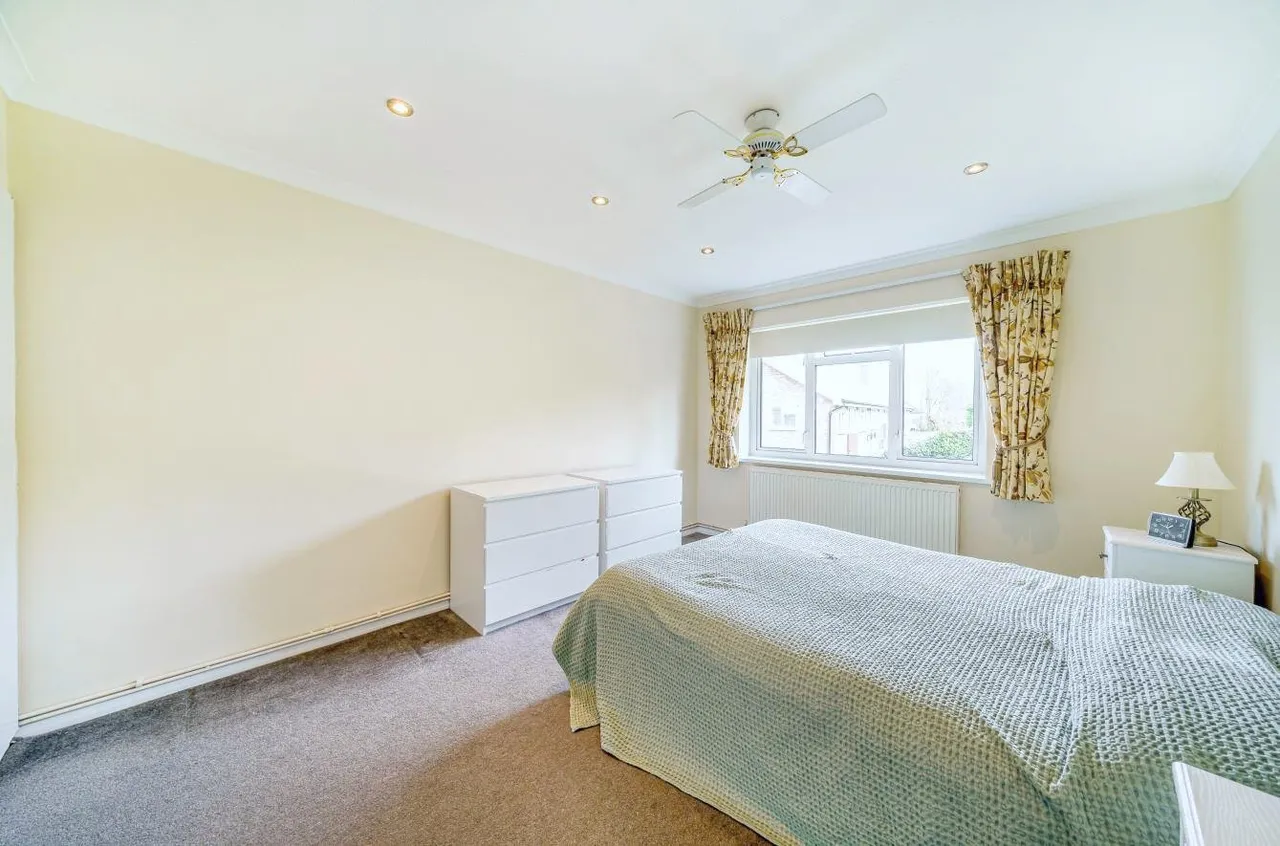 Castleton Close, Banstead, SM7, photo 12