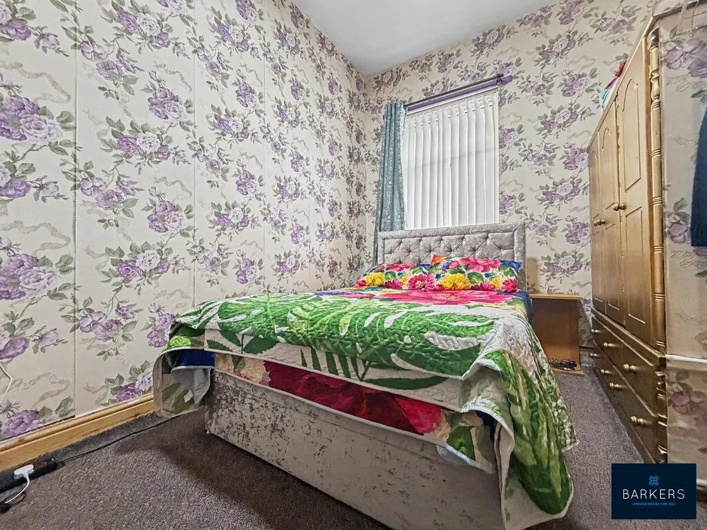 Soothill Lane, Soothill, WF17, photo 9