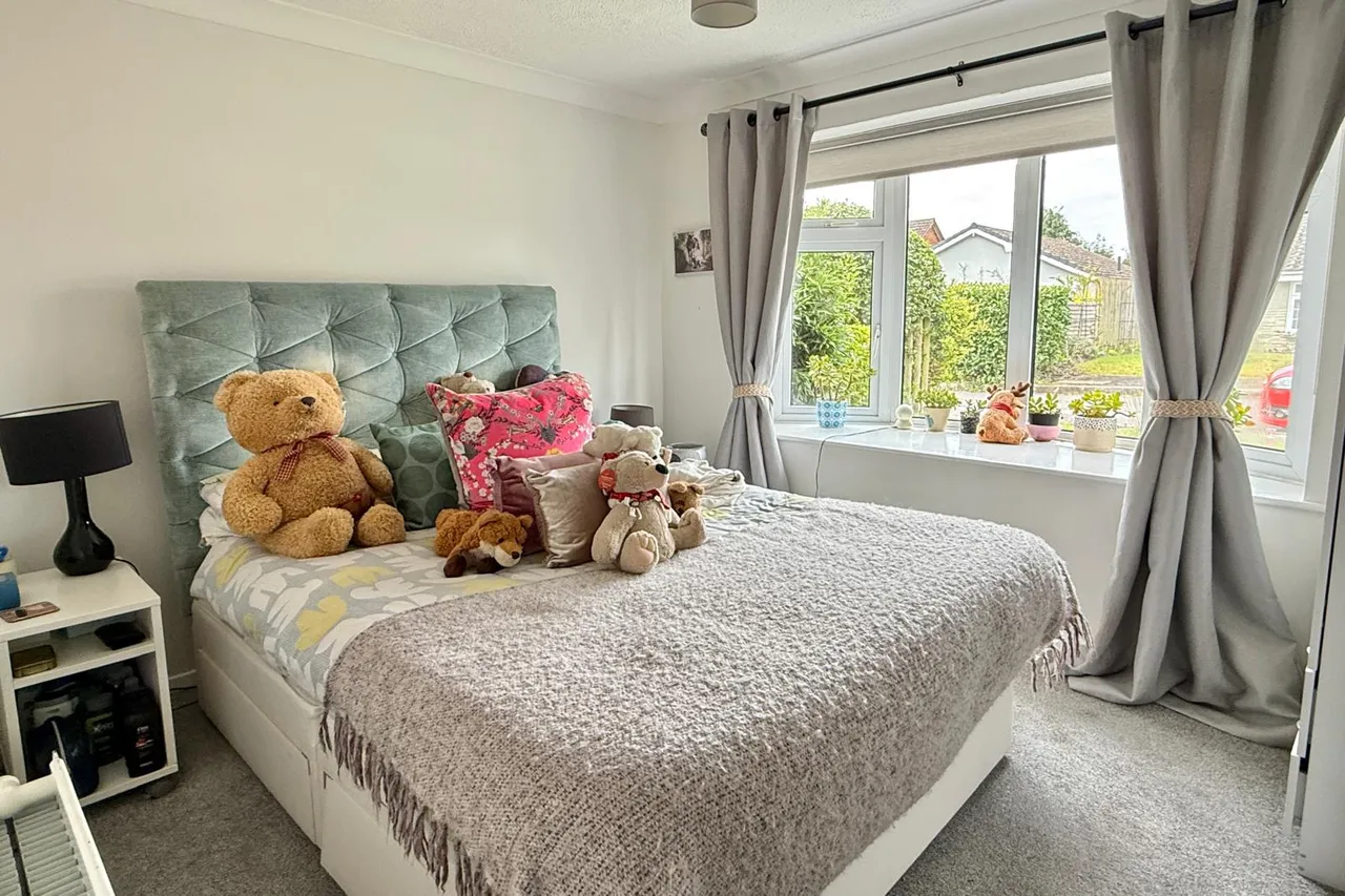 Azalea Close, St. Ives, BH24, photo 10