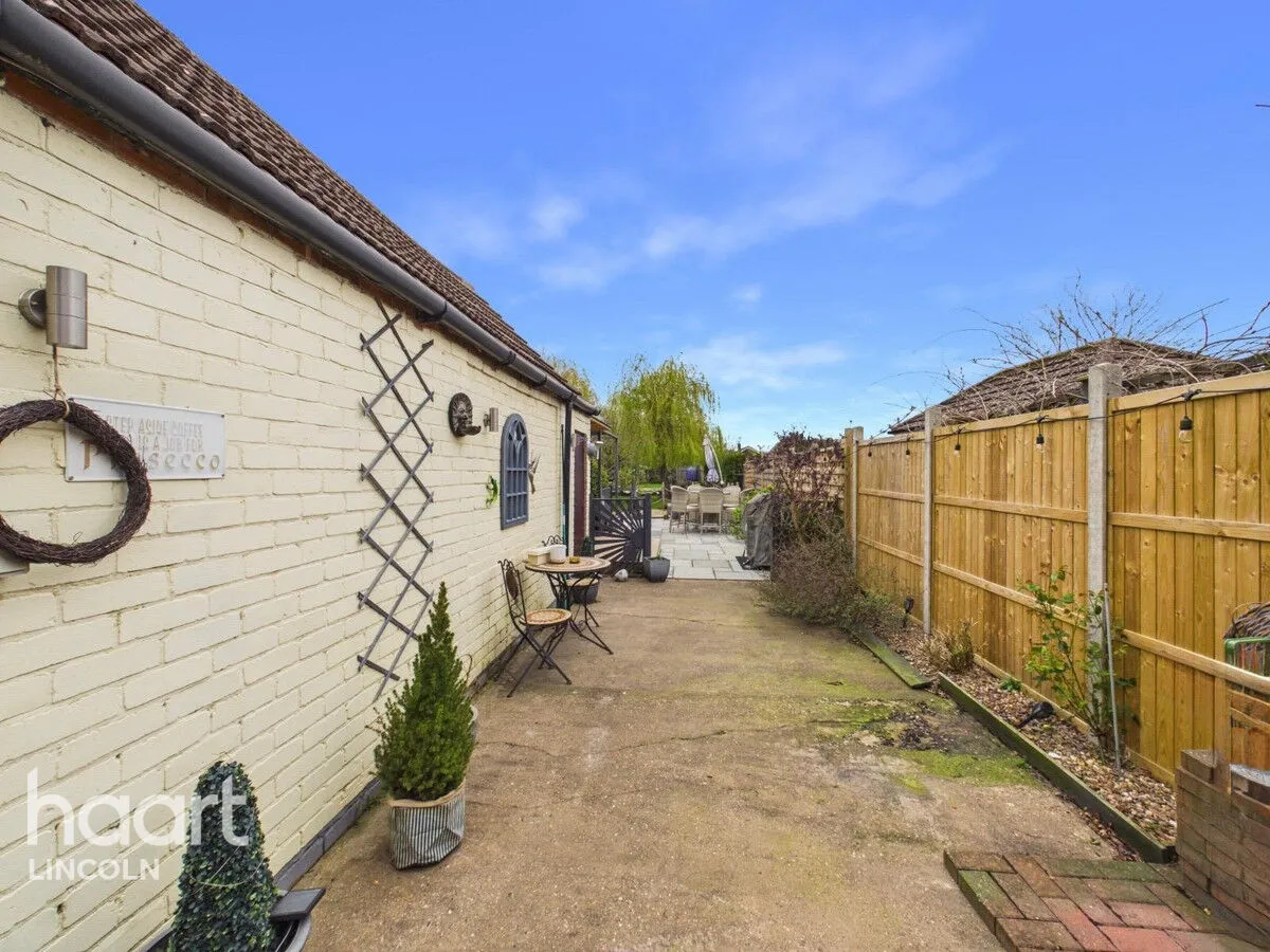 Station Road, North Hykeham, LN6, photo 28