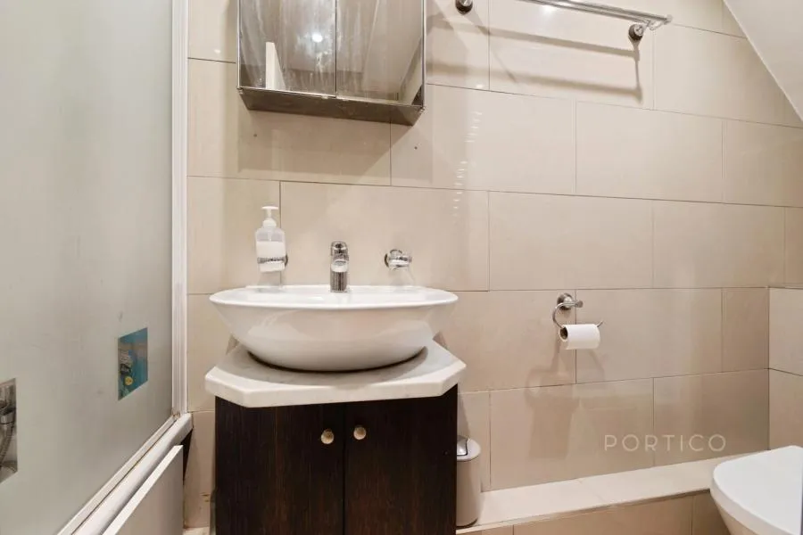 Lily Road, London, E17, photo 16