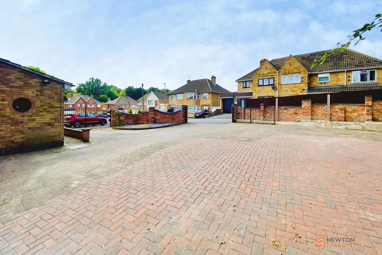 Columbine Close, Leicester, LE3, photo 26