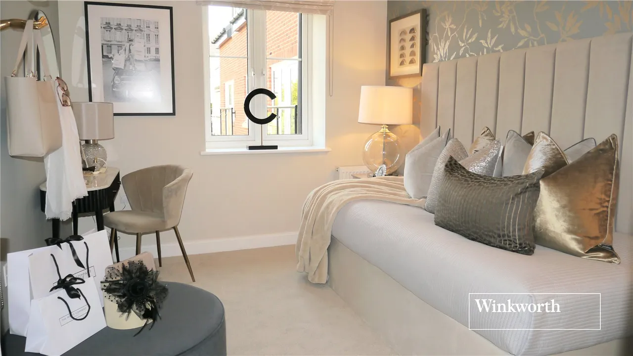 Westpole Avenue, Oakwood, EN4, photo 8