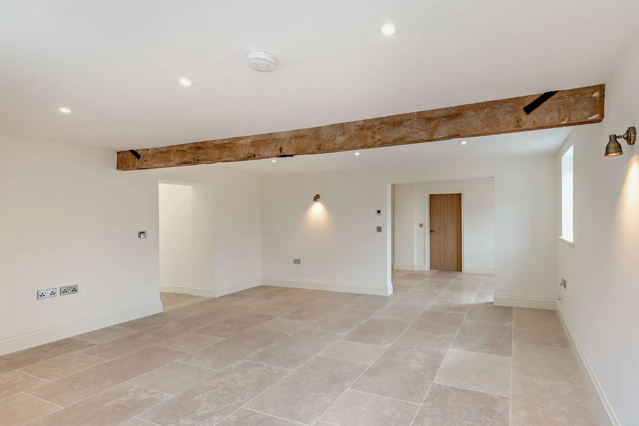 The Granary, Greete, SY8, photo 8