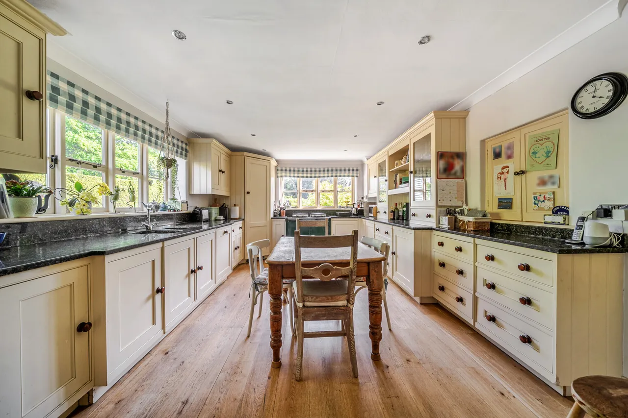 The Street, Ewhurst, GU6, photo 5