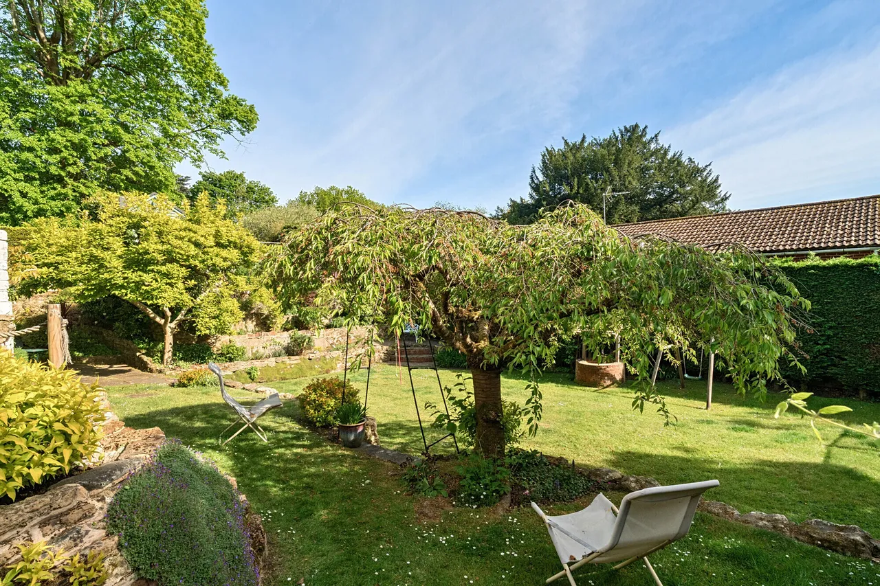 The Street, Ewhurst, GU6, photo 16