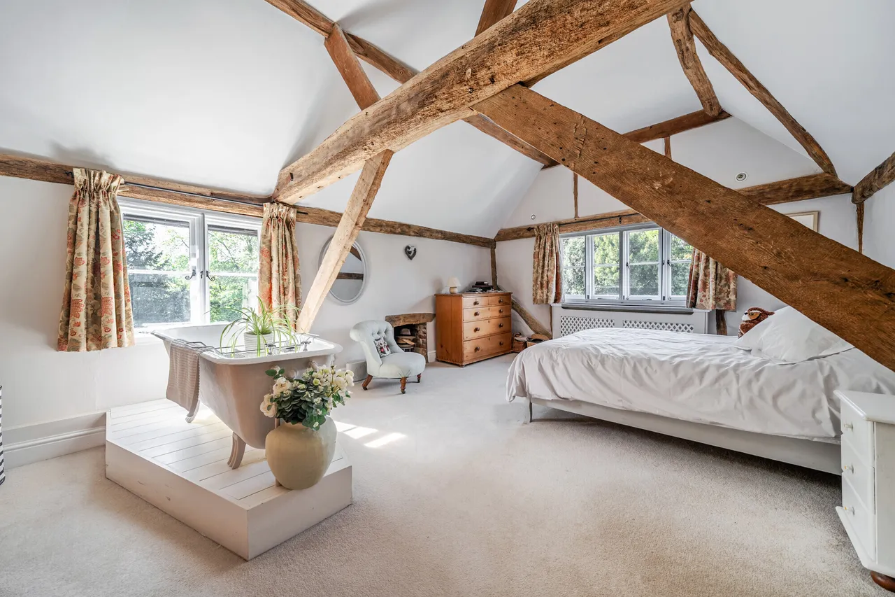 The Street, Ewhurst, GU6, photo 3