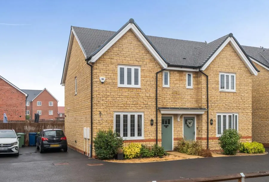 3 bed house for sale, Apley Road, Twigworth, GL2