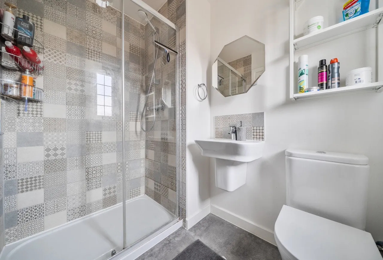 Apley Road, Gloucestershire, Twigworth, GL2 9RZ, photo 4