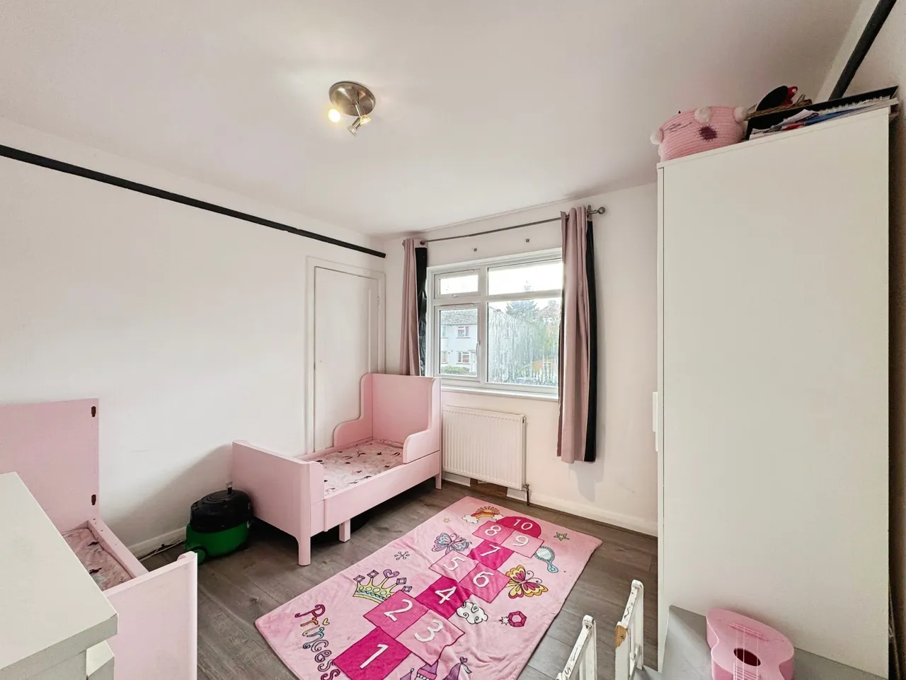 Westmere Drive, London, NW7, photo 6