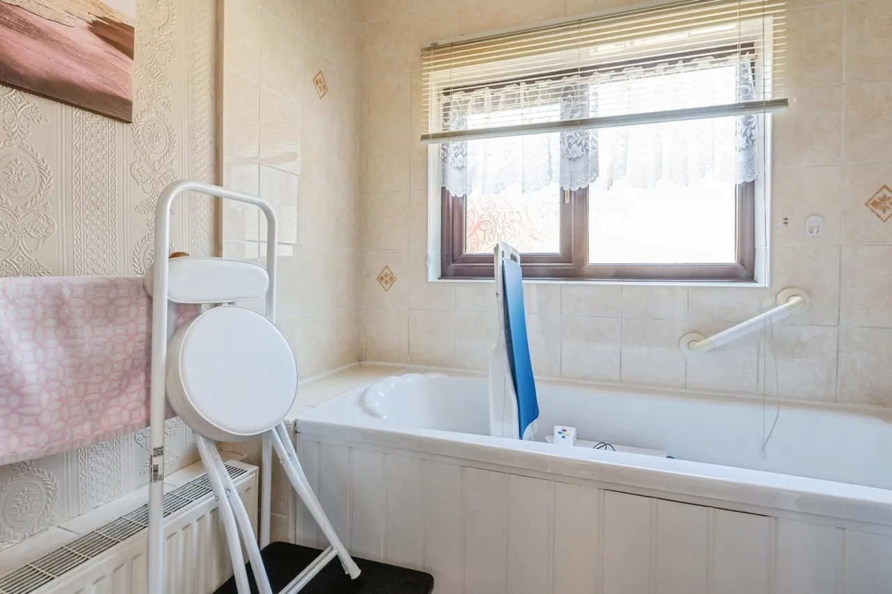 Dock Road, Grays, Essex, RM17, photo 9