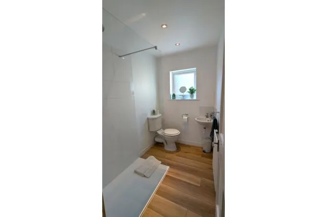 Esk Terrace, Whitby, YO21, photo 16