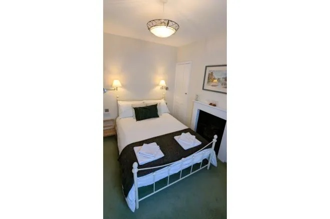 Esk Terrace, Whitby, YO21, photo 15