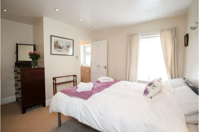 Esk Terrace, Whitby, YO21, photo 24
