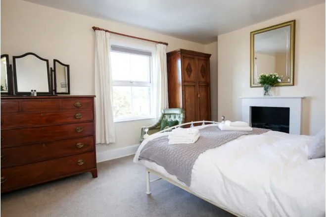 Esk Terrace, Whitby, YO21, photo 19