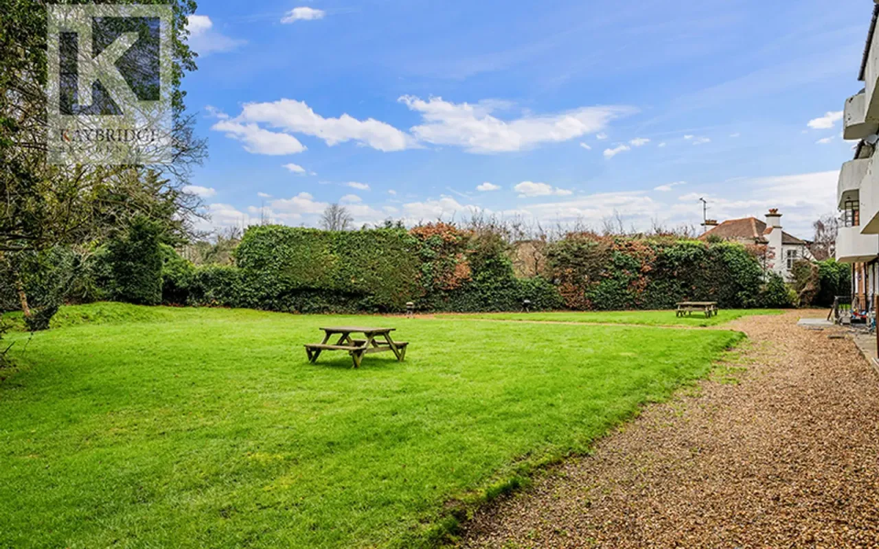 Eastway, Epsom, KT19, photo 14