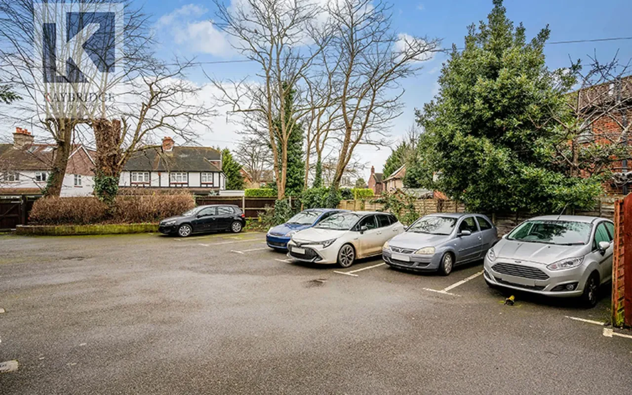 Eastway, Epsom, KT19, photo 13
