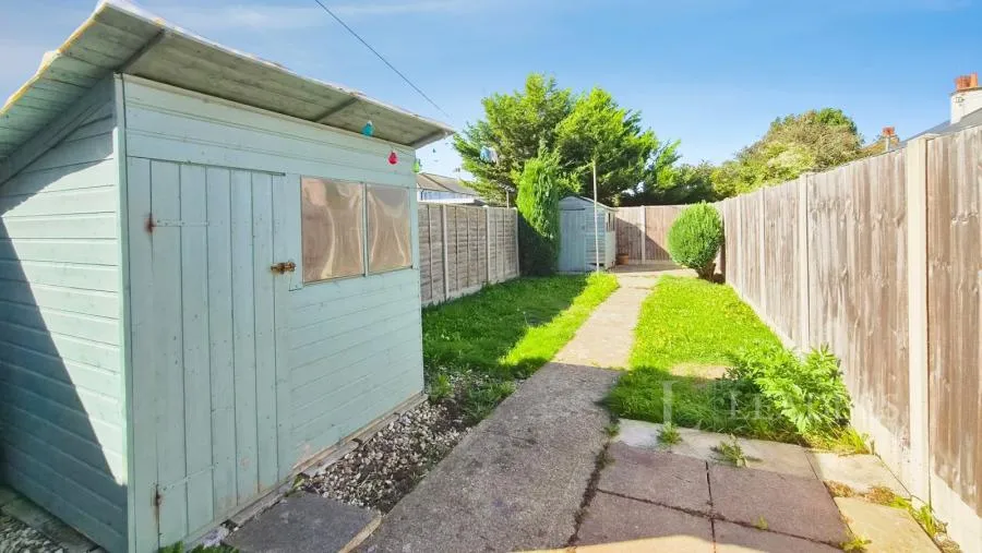 Hampshire Avenue, Bognor Regis, PO21, photo 11