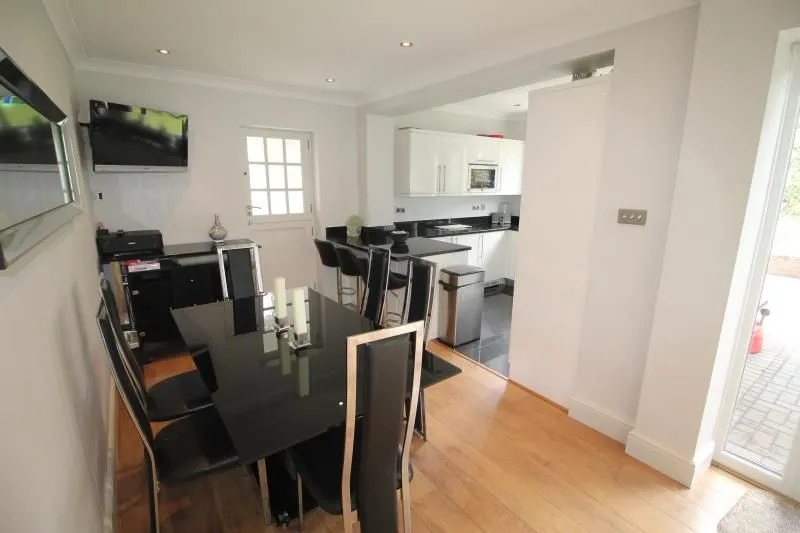 Dorking Road, Romford, RM3, photo 8
