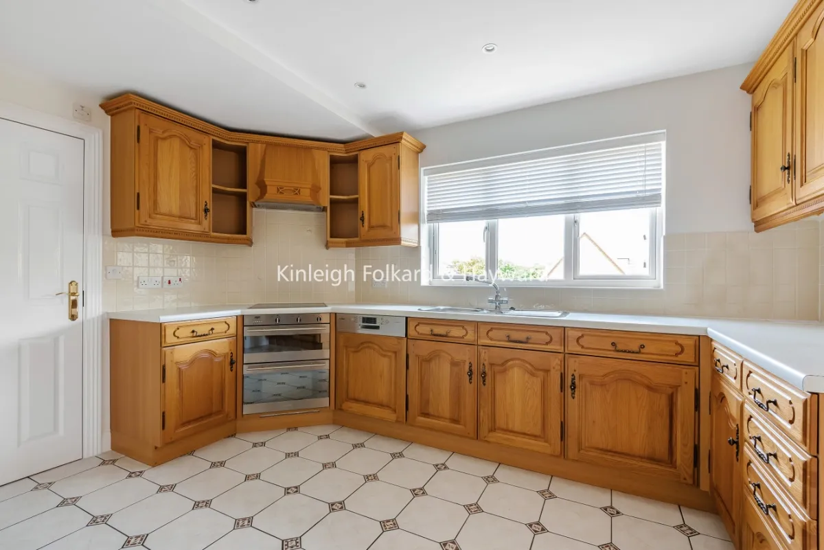 Newlyn Close, Orpington, Kent, BR6, photo 3