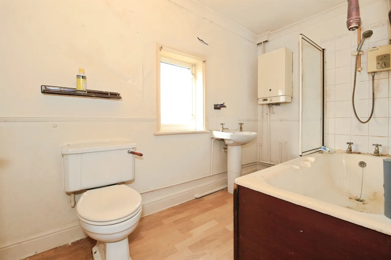 West End Peterborough, PE7, photo 14