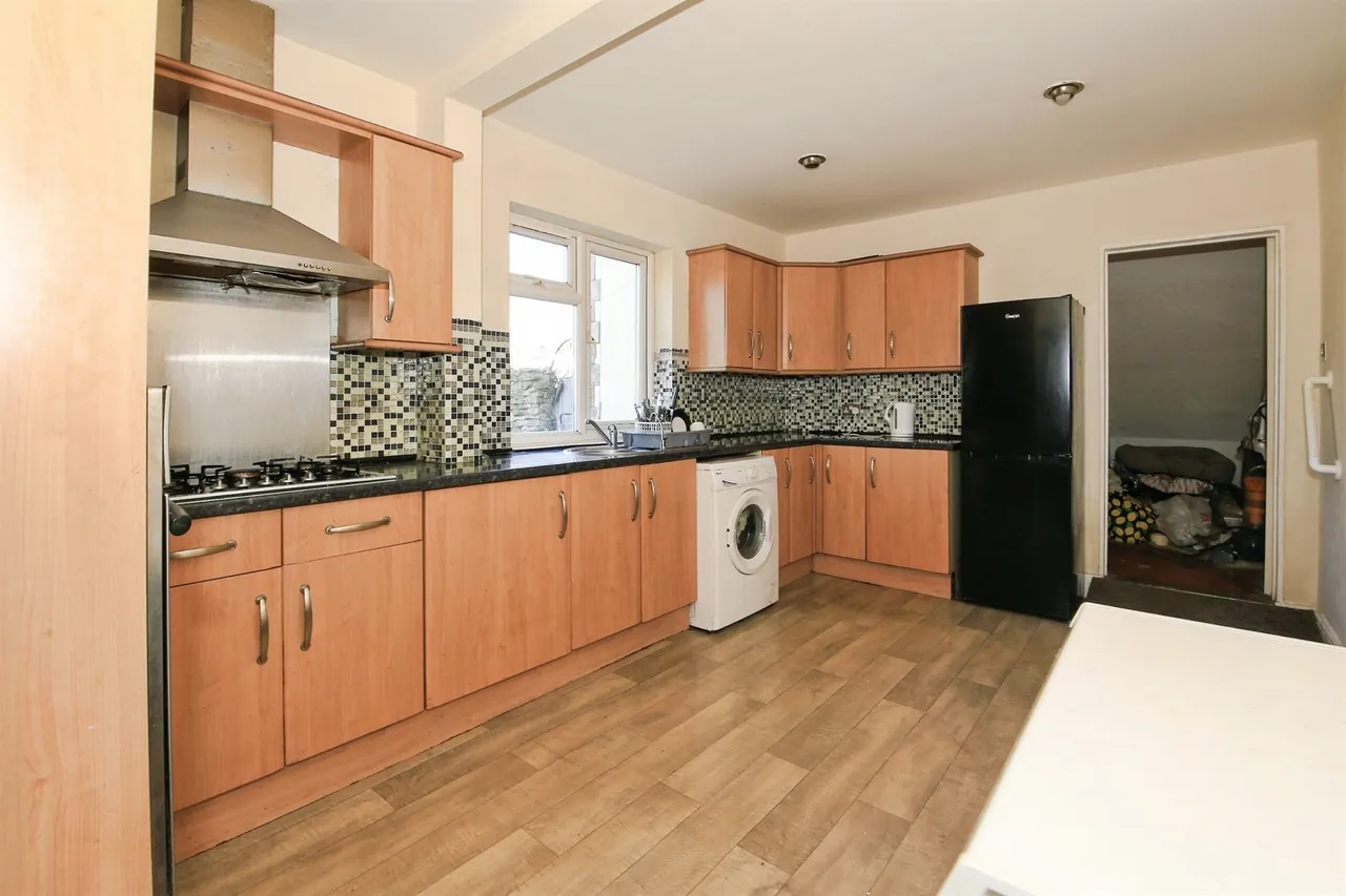 West End Peterborough, PE7, photo 2