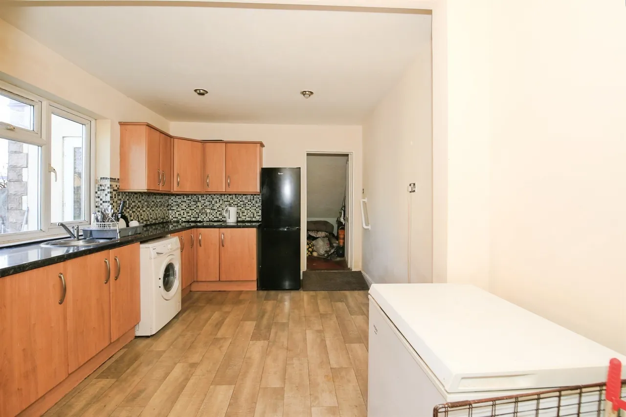 West End Peterborough, PE7, photo 8