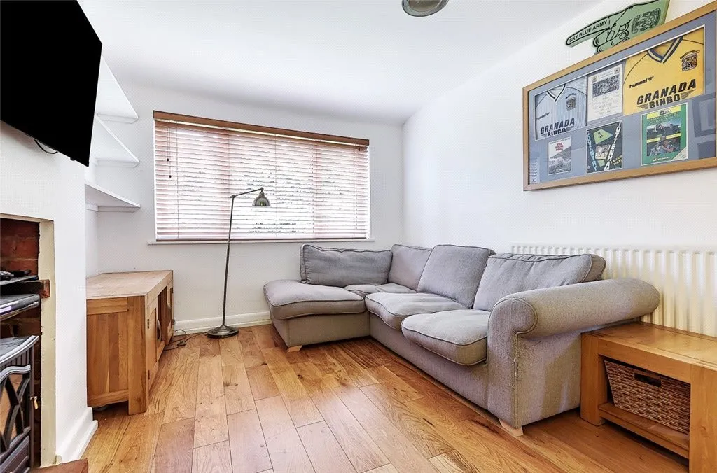 Meadowview Road, SE6, photo 3
