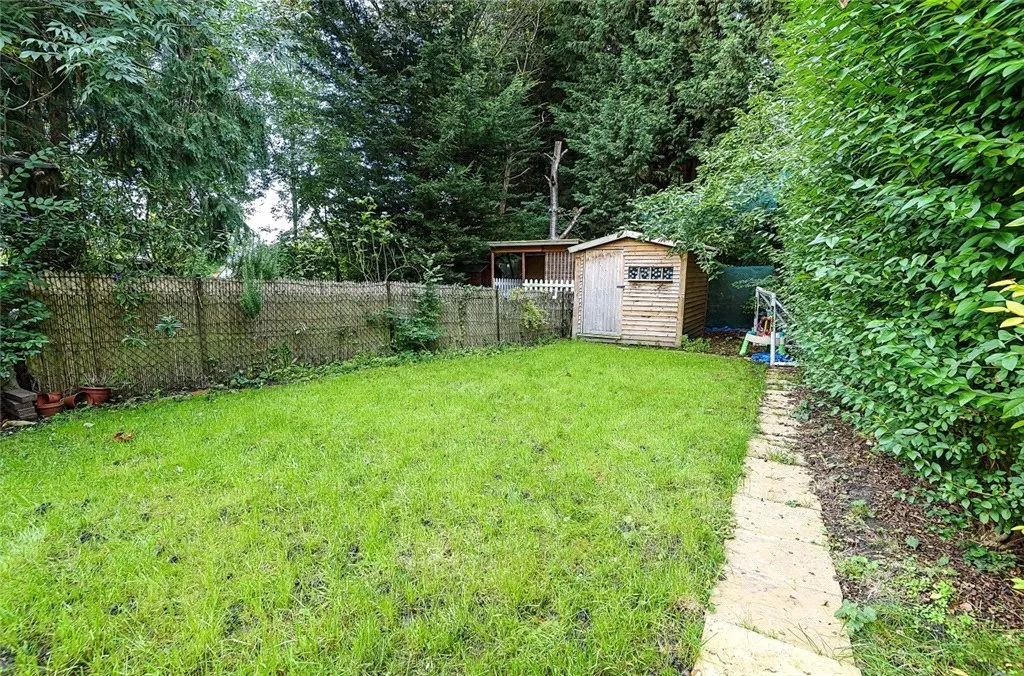 Meadowview Road, SE6, photo 4