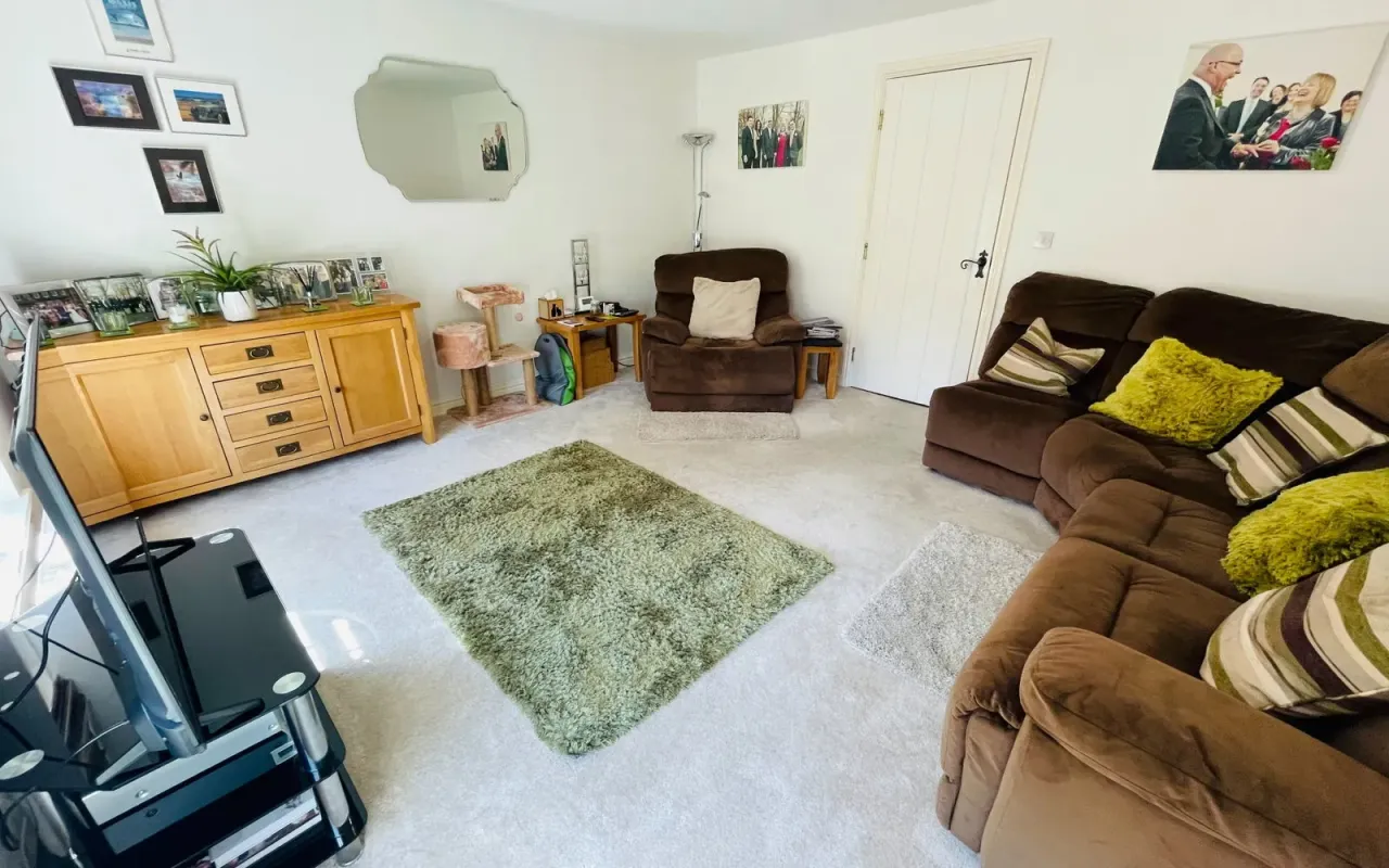 Honeymere Court, Barnsley, S70 3RU, photo 11