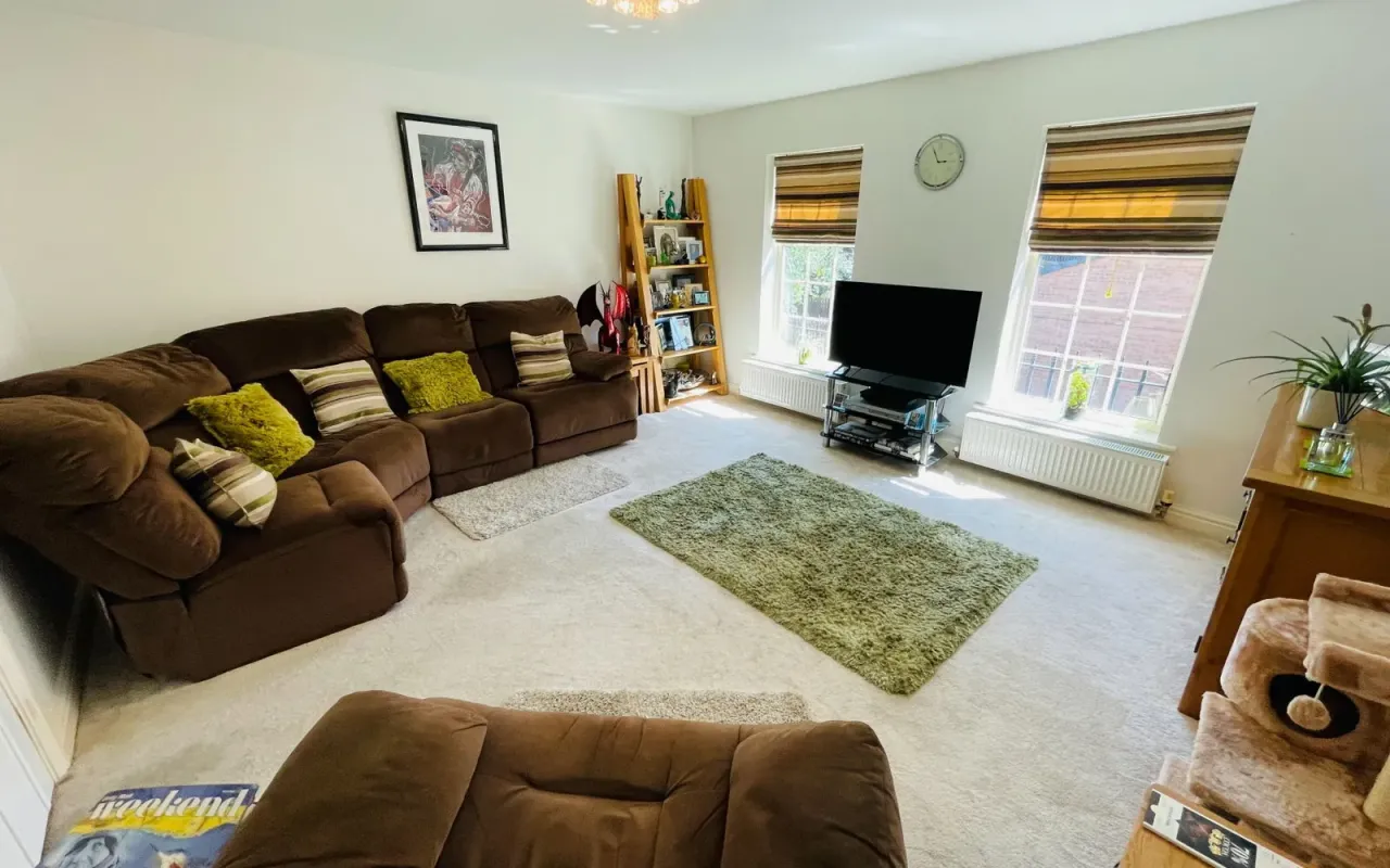 Honeymere Court, Barnsley, S70 3RU, photo 10