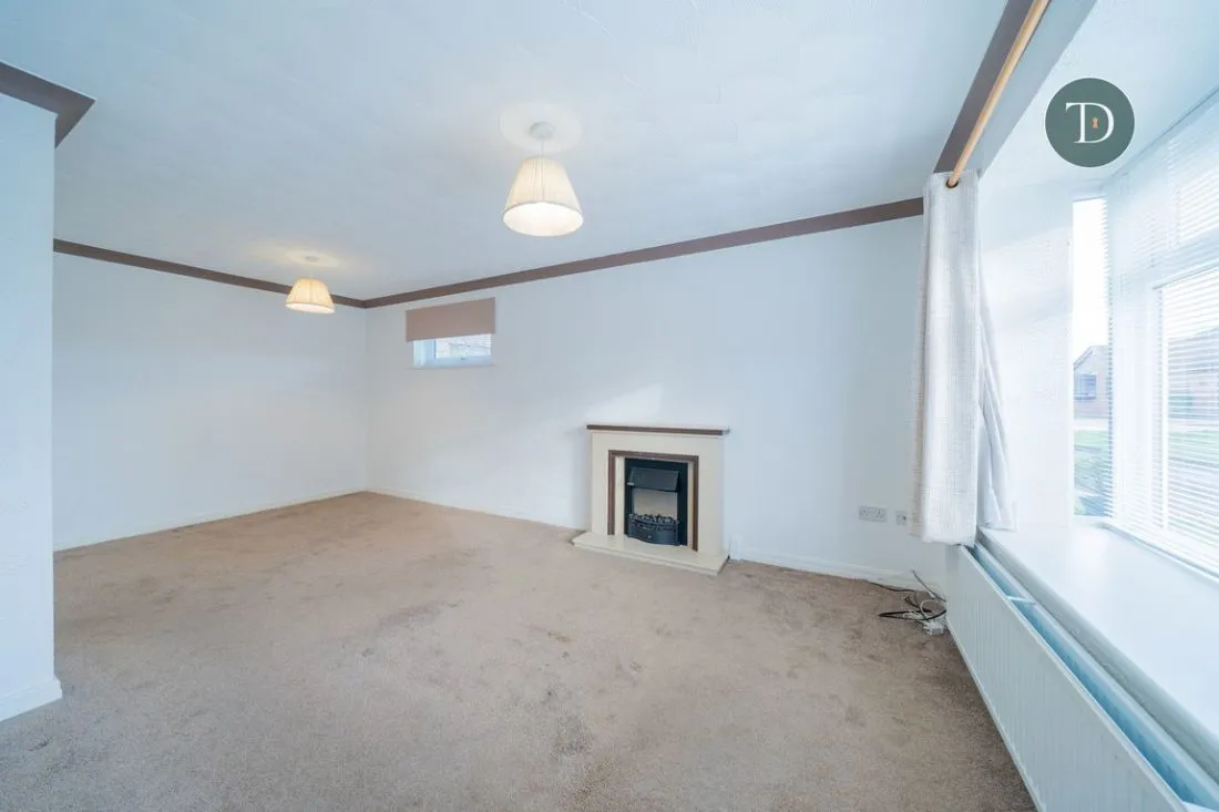 Melrose Drive, Great Sutton, CH66 2YH, photo 3