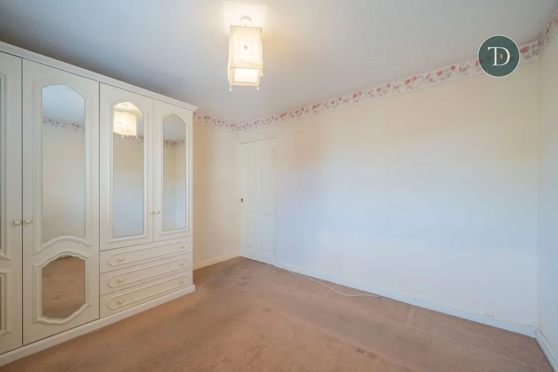 Melrose Drive, Great Sutton, CH66 2YH, photo 11