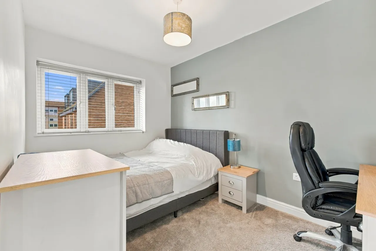 Roberts Street, Eccles, M30, photo 9