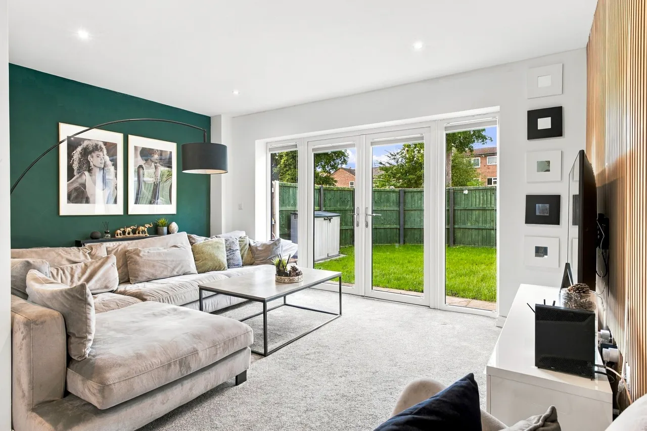 Roberts Street, Eccles, M30, photo 2