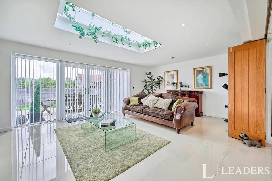 Elsenham Road, Stansted, CM24, photo 5