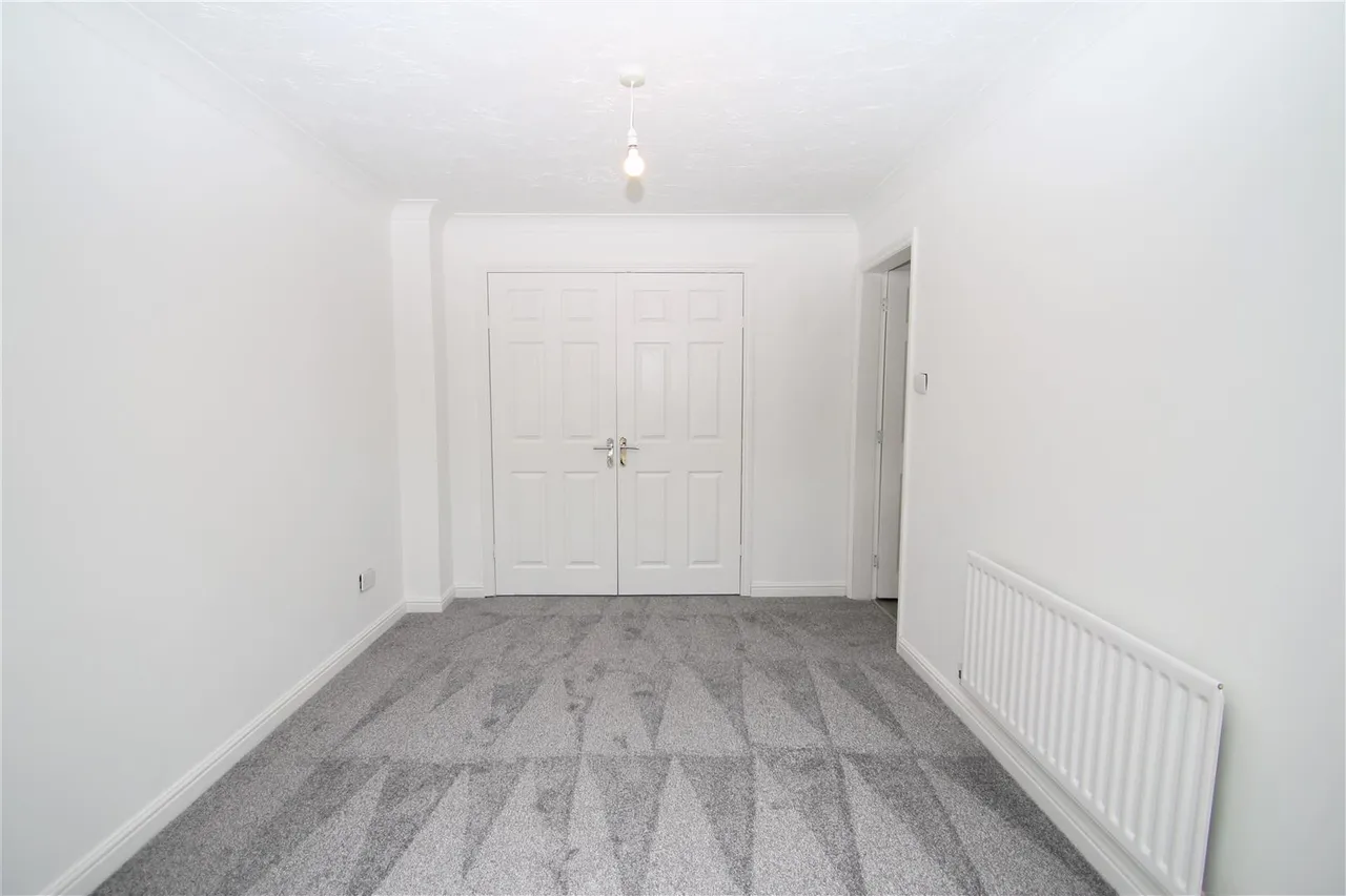 Alexandra Gardens, Knaphill, GU21, photo 6